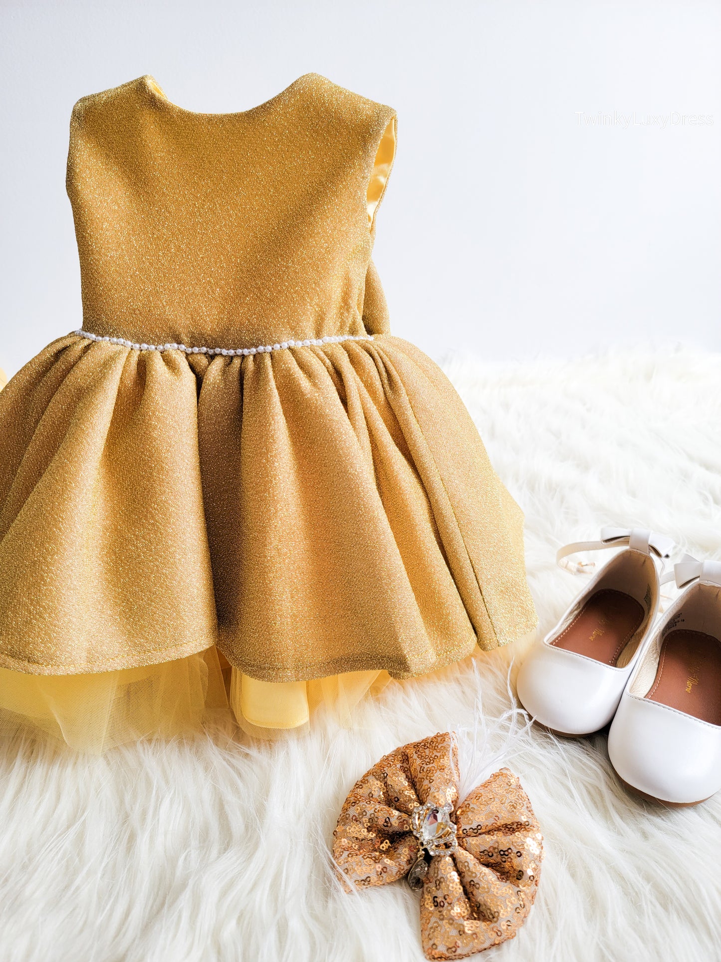 Isabella dress 1,2,3,4, yrs