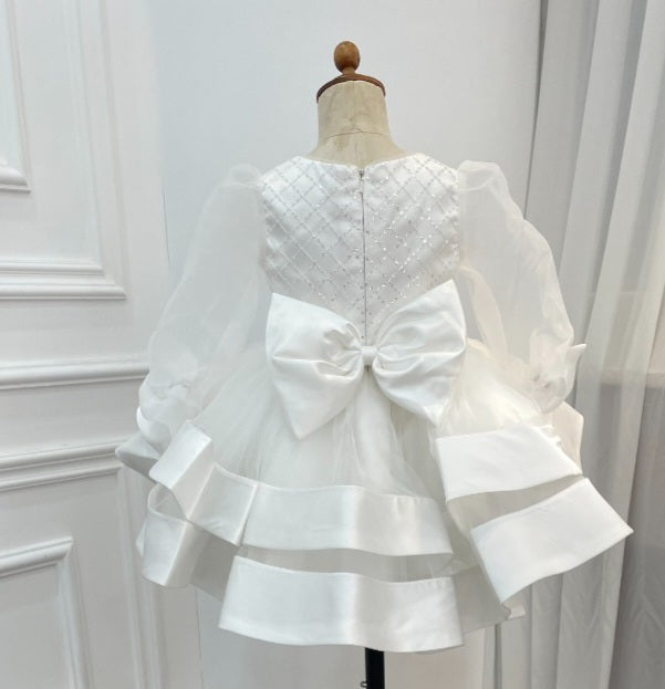 Luxury Style White Long Sleeve 2-3 fits