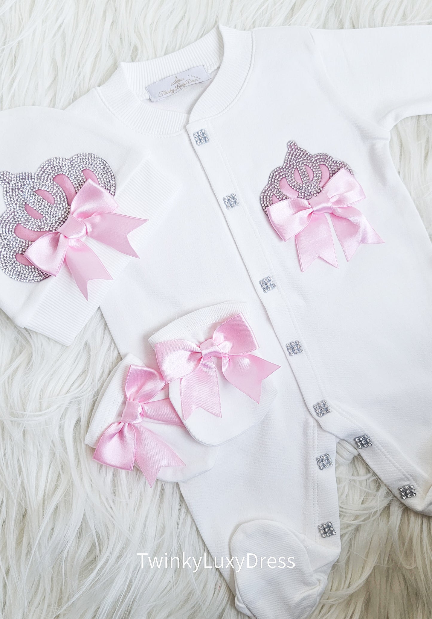 Luxury Newborn Outfit Soft Pink