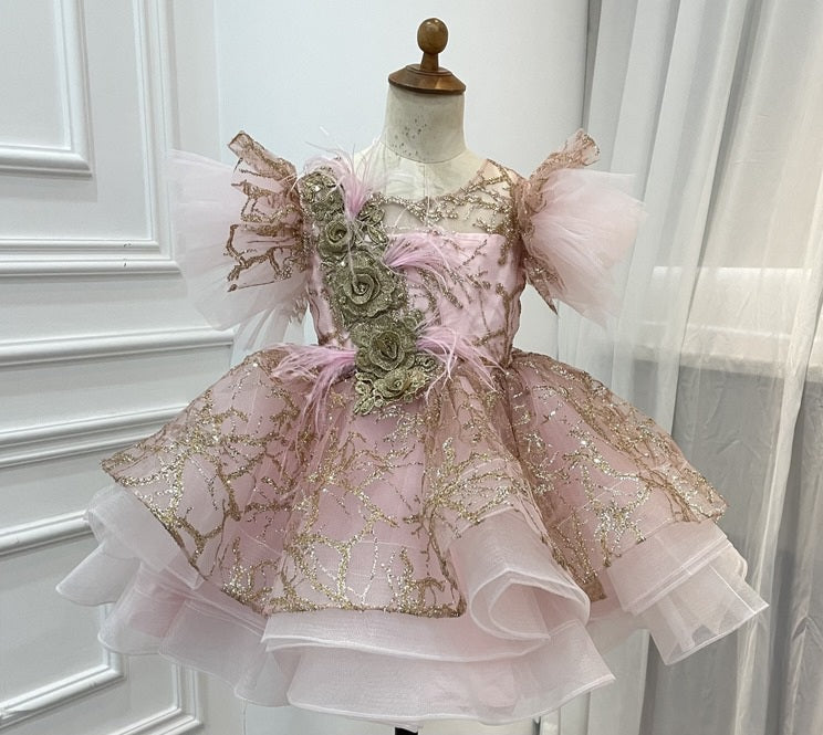 Luxury Light Pink (SIZE fit 3-4 yrs )