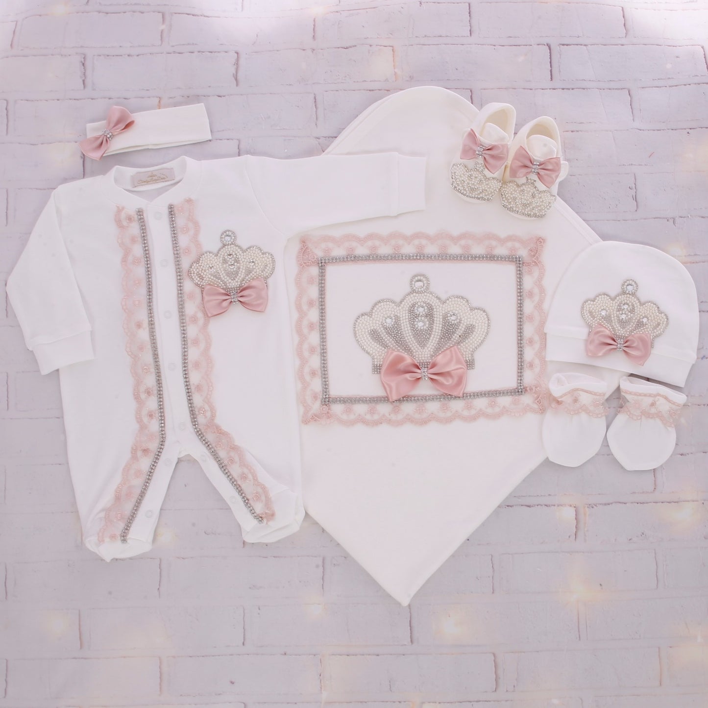 Luxury Newborn Outfit Blush Color Set