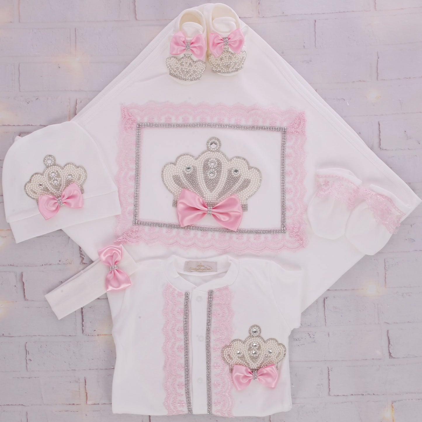 Luxury Newborn Outfit Pink Color Set