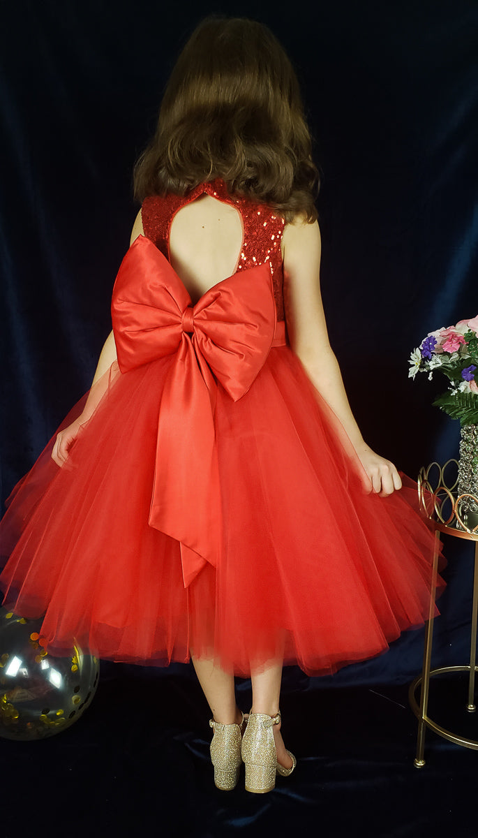 red-girl dresses with classic bow